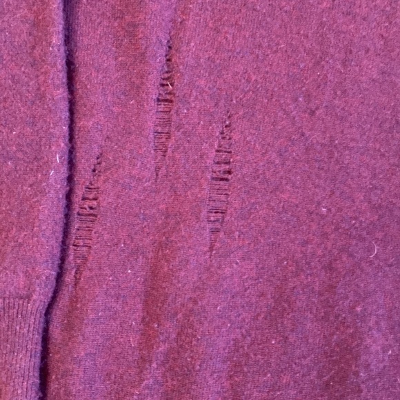 Cashmere crew Neck Sweater Womens M soft edgy Distressed Maroon streetwear - Picture 6 of 6